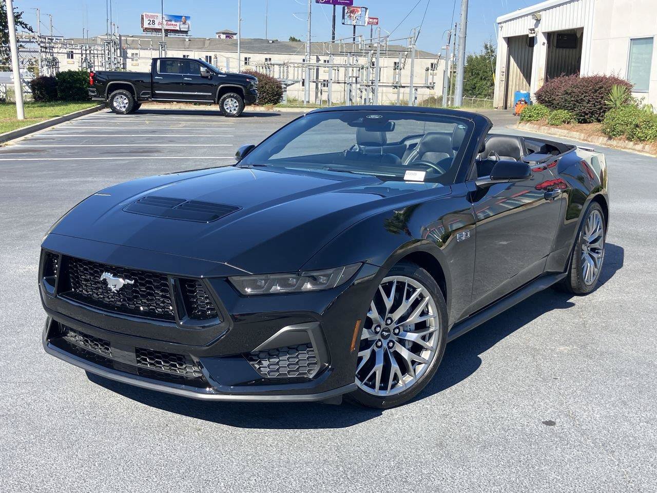 Used 2025 Ford Mustang GT Premium RWD image 12