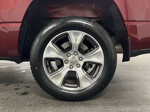 Used 2024 RAM 1500 Laramie AWD/4WD image 33