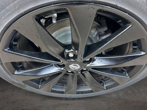 Used 2017 Nissan Maxima SR w/ Midnight Edition FWD image 16