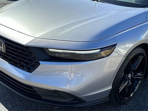 Used 2024 Honda Accord Sport image 9