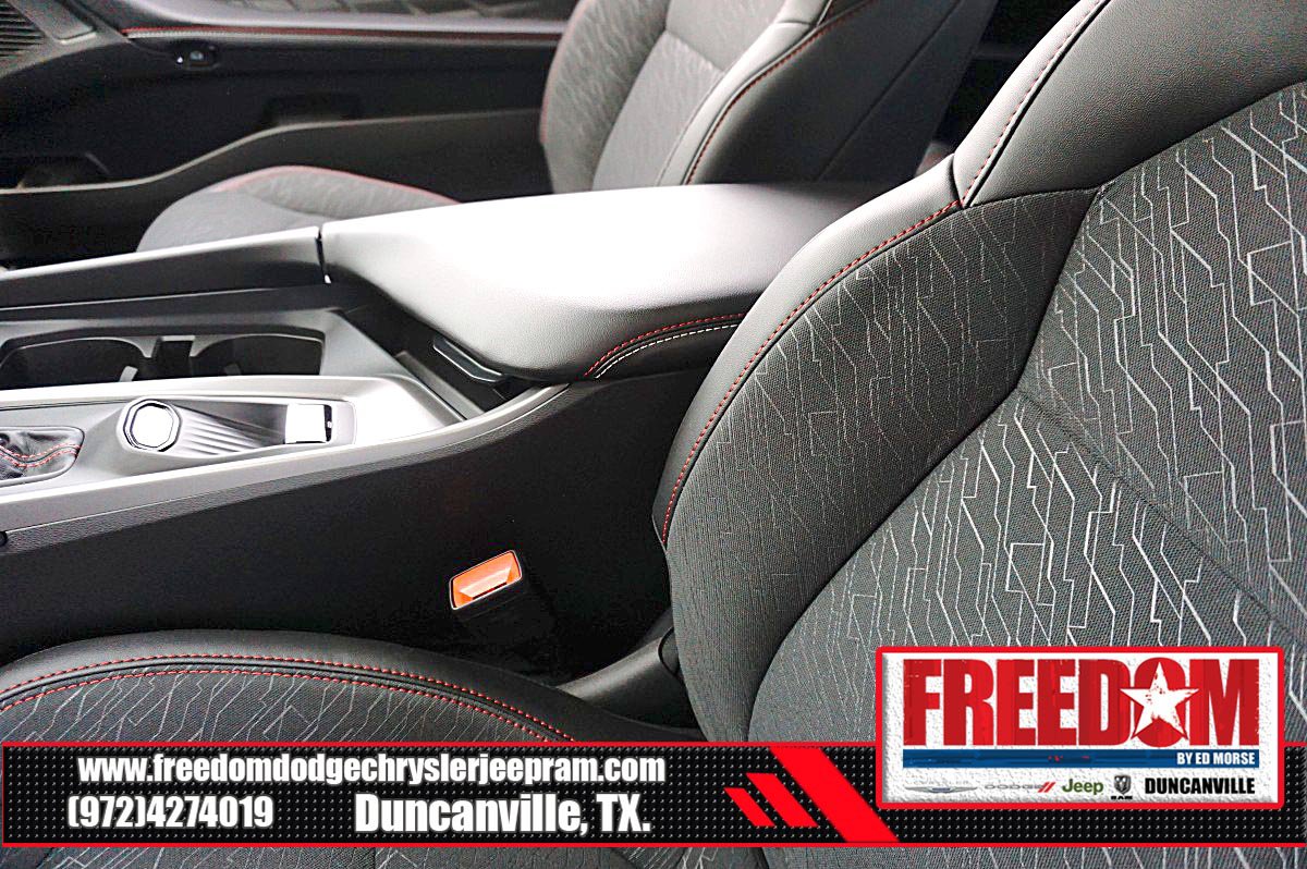 New 2026 Dodge Charger Scat Pack w/ Blacktop Package AWD/4WD image 32