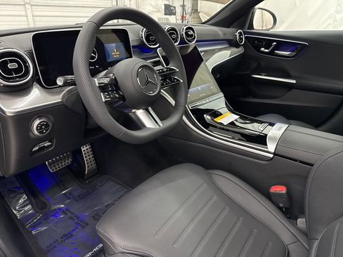 Used 2025 Mercedes-Benz C 300 Sedan image 12