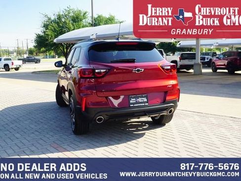 Used 2025 Chevrolet TrailBlazer RS w/ Convenience Package FWD image 6