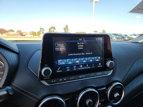 Used 2024 Nissan Sentra SV image 18