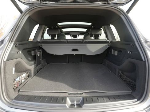 Used 2026 Mercedes-Benz GLB 250 4MATIC image 18