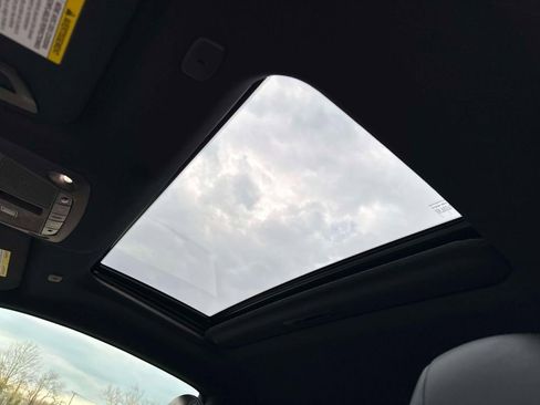 Used 2021 INFINITI Q60 3.0t Luxe w/ Cargo Package image 18