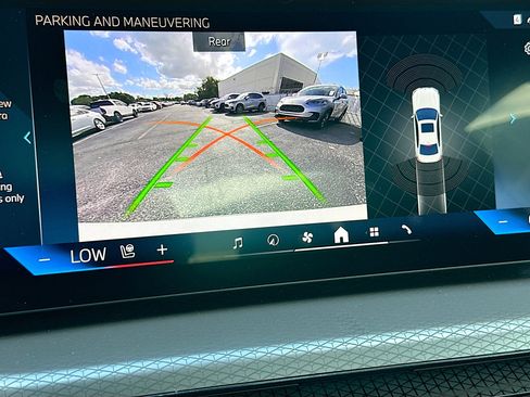 New 2026 BMW 330i Sedan w/ Convenience Package RWD image 11