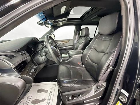 Used 2016 Cadillac Escalade Platinum image 21