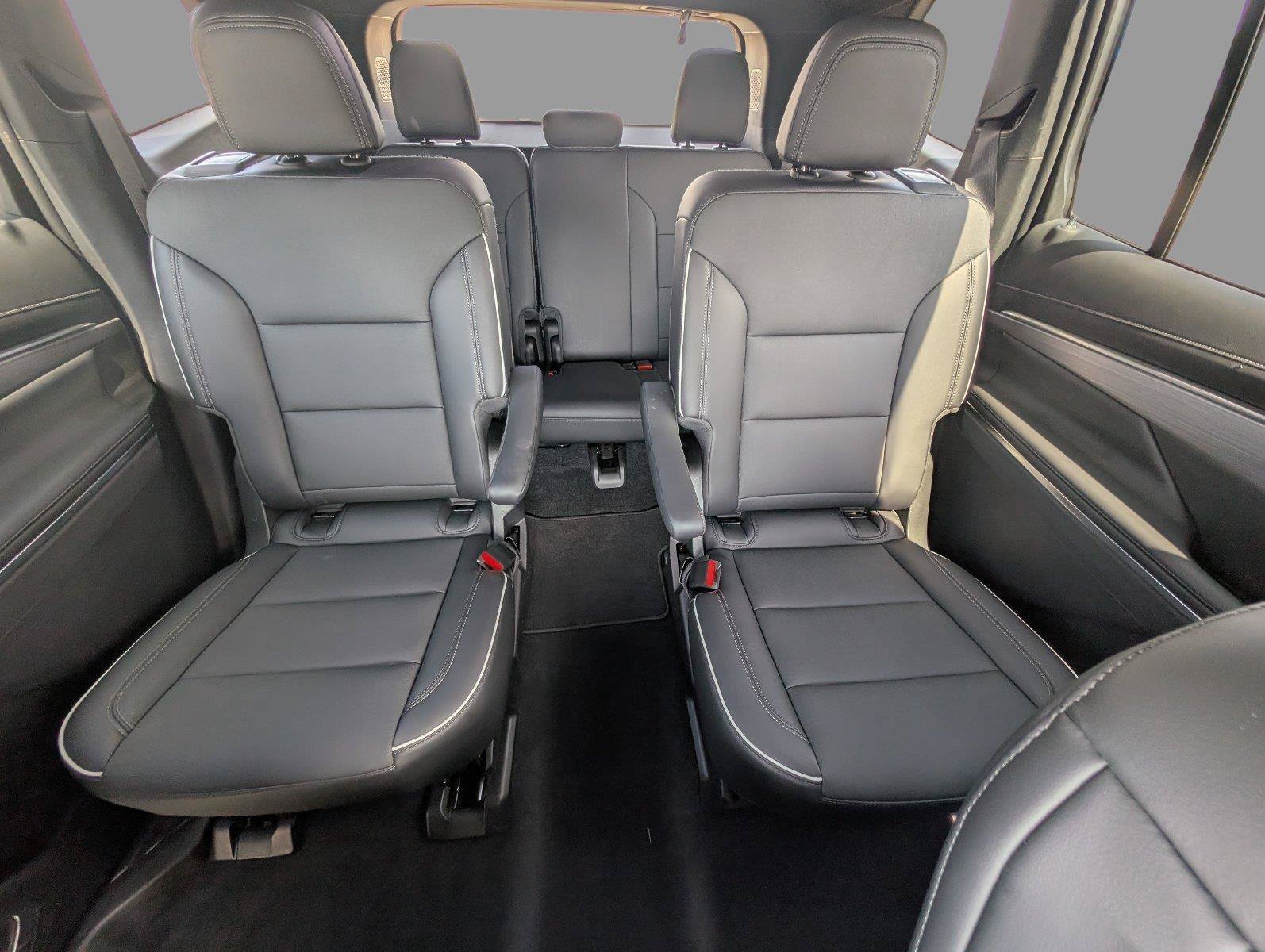 Used 2026 Buick Enclave Preferred FWD image 37
