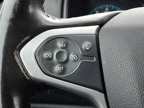 Used 2022 Chevrolet Colorado LT w/ Fleet Safety Package image 19