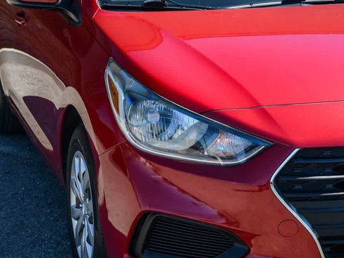 Used 2022 Hyundai Accent SE w/ Cargo Package image 4