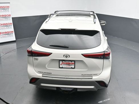 Used 2021 Toyota Highlander Platinum image 39