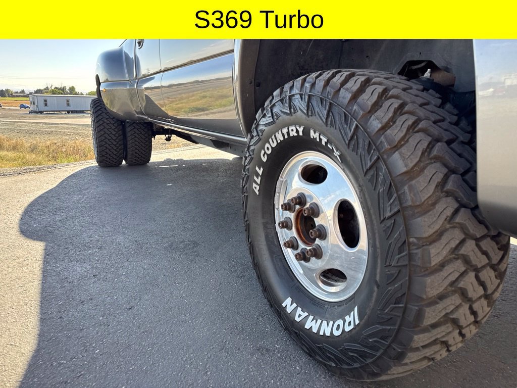 Used 2007 GMC Sierra 3500 SLT w/ Heavy-Duty Power Package AWD/4WD image 9