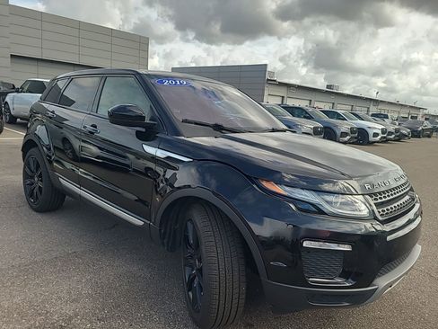 Used 2019 Land Rover Range Rover Evoque HSE image 8