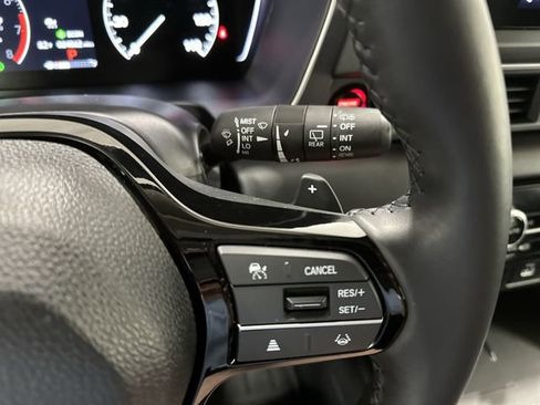 Used 2025 Honda Pilot EX-L image 40