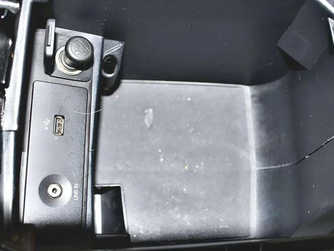 Used 2015 Ford Fusion S image 22