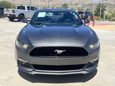 Used 2017 Ford Mustang Coupe RWD image 2