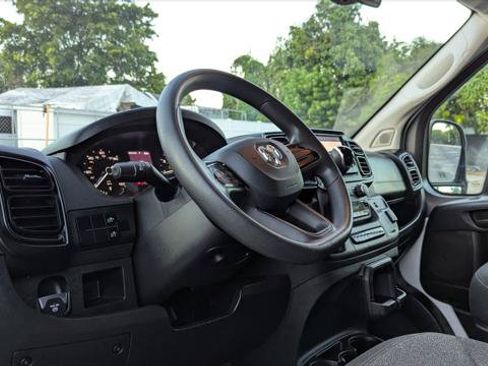 Used 2023 RAM ProMaster 2500 FWD image 21
