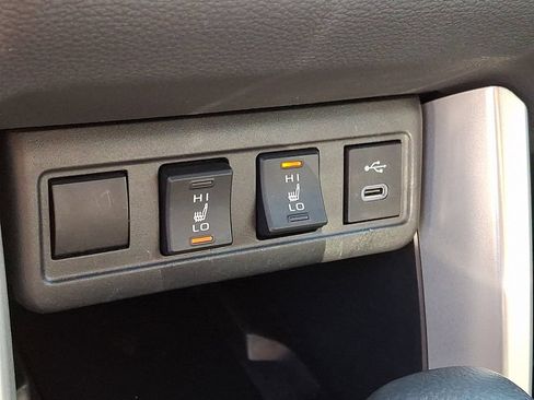 Certified 2025 Toyota Corolla Cross XLE AWD/4WD image 19