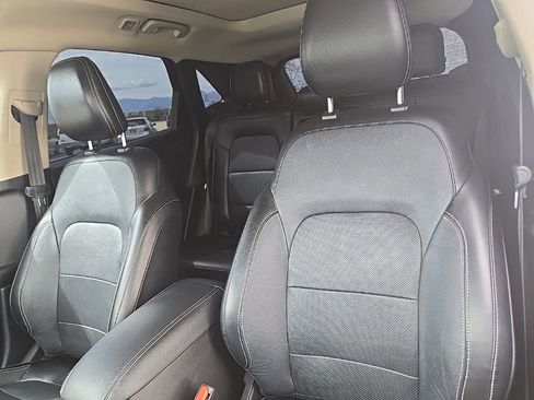 Used 2020 Ford Escape Titanium AWD/4WD image 20
