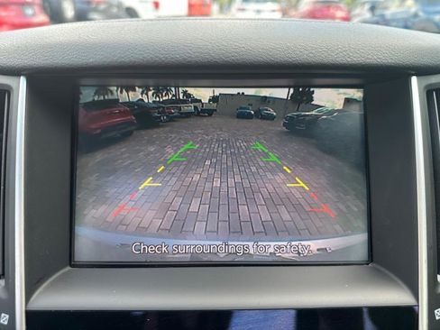 Used 2017 INFINITI Q60 Red Sport 400 image 26