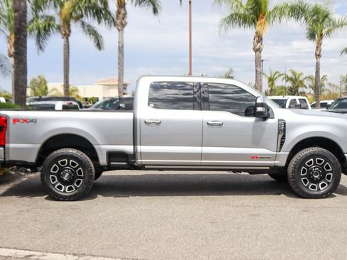 Used 2024 Ford F250 Platinum AWD/4WD image 11