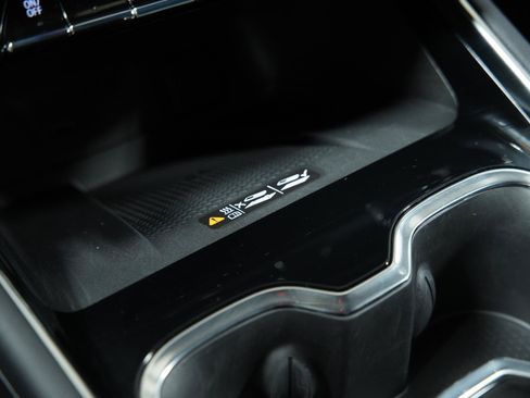 Used 2026 Chevrolet Traverse High Country w/ LPO, Floor Liner Package AWD/4WD image 47