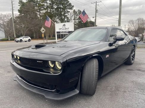 Used 2016 Dodge Challenger R/T Scat Pack image 3