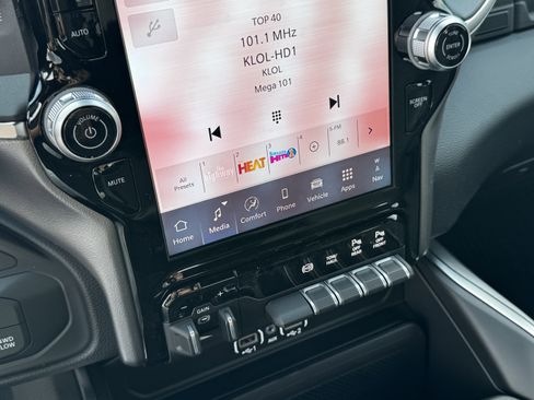 New 2026 RAM 2500 Lone Star image 19