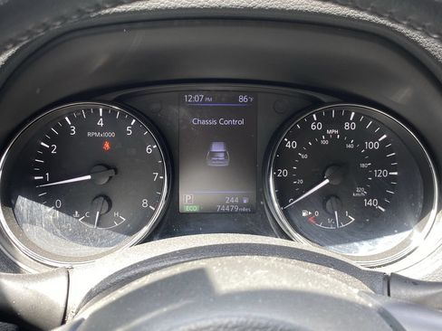 Used 2019 Nissan Rogue SV FWD image 10