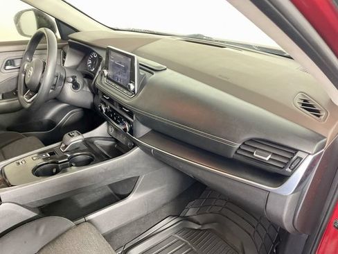 Used 2021 Nissan Rogue S FWD image 28