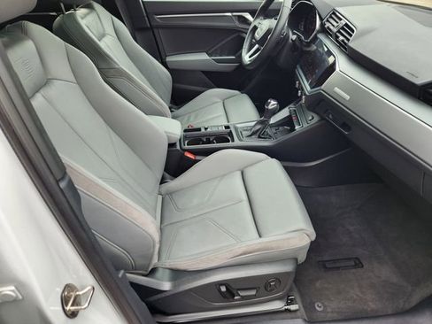 Used 2023 Audi Q3 2.0T Premium Plus w/ Premium Plus Package image 12