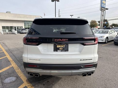 Used 2025 GMC Acadia Elevation image 7