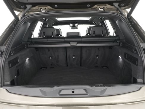 Used 2024 BMW X5 xDrive40i w/ Premium Package AWD/4WD image 38