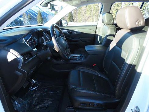 Used 2021 Chevrolet Traverse Premier image 15