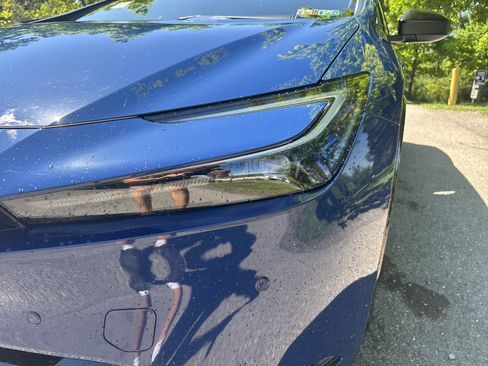 Used 2023 Toyota Prius XLE FWD image 10