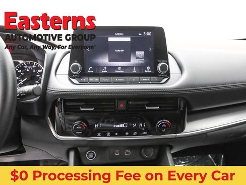 Used 2022 Nissan Rogue SV AWD/4WD image 12