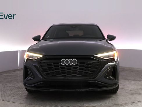 Used 2024 Audi Q8 e-tron Premium Plus w/ Premium Plus Package AWD/4WD image 12