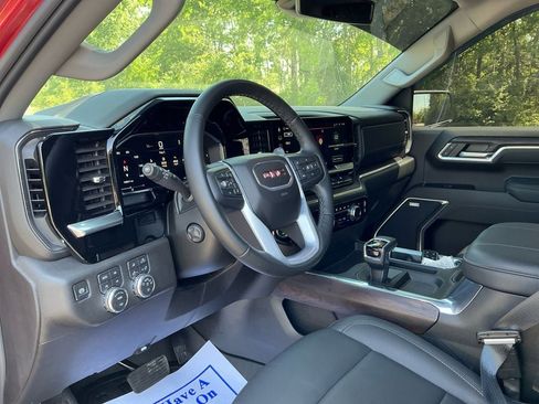 Used 2026 GMC Sierra 1500 SLT w/ SLT Premium Plus Package AWD/4WD image 16