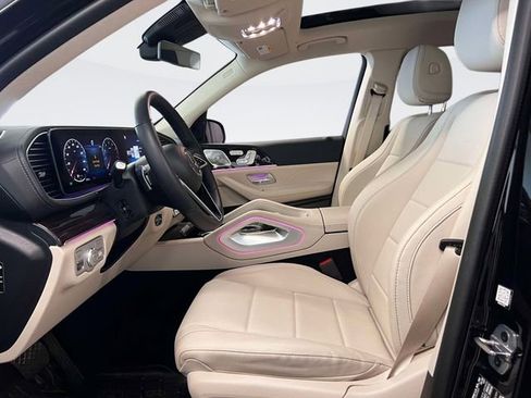 Certified 2026 Mercedes-Benz GLS 450 4MATIC image 18