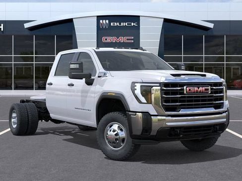 New 2026 GMC Sierra 3500 Pro w/ Convenience Package AWD/4WD image 7