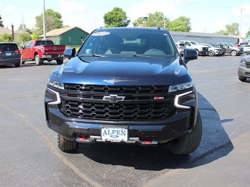 Used 2024 Chevrolet Tahoe Z71 w/ Z71 Off-Road Package AWD/4WD image 5