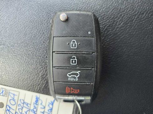 Used 2020 Kia Sportage LX AWD/4WD image 21