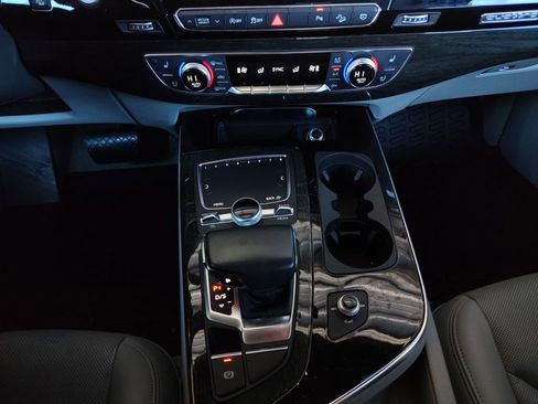 Used 2019 Audi Q7 3.0T Premium Plus w/ Premium Plus Package image 10