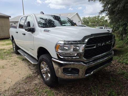 Used 2024 RAM 2500 Big Horn AWD/4WD image 1