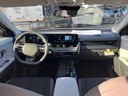 New 2026 Hyundai Ioniq 5 SE image 19