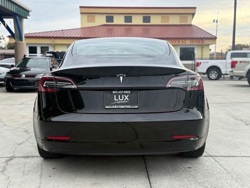 Used 2022 Tesla Model 3 Standard Range image 6