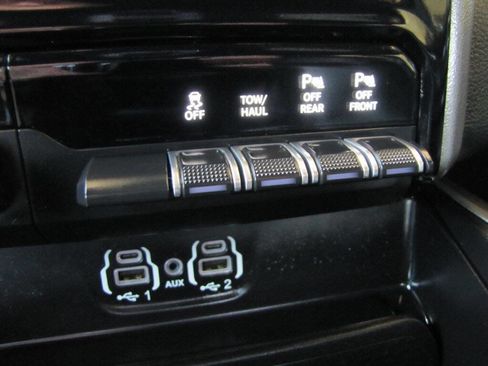 Used 2021 RAM 1500 Laramie w/ Sport Appearance Package AWD/4WD image 48