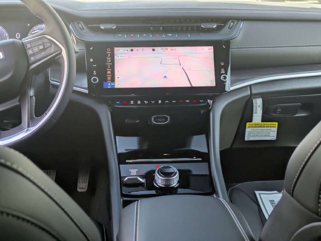 New 2026 Jeep Grand Cherokee Altitude AWD/4WD image 27