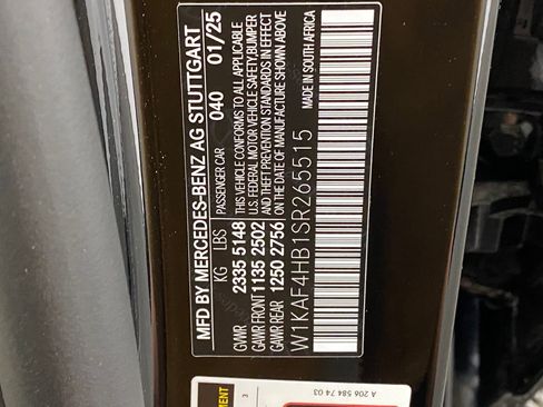 Used 2025 Mercedes-Benz C 300 4MATIC Sedan image 21